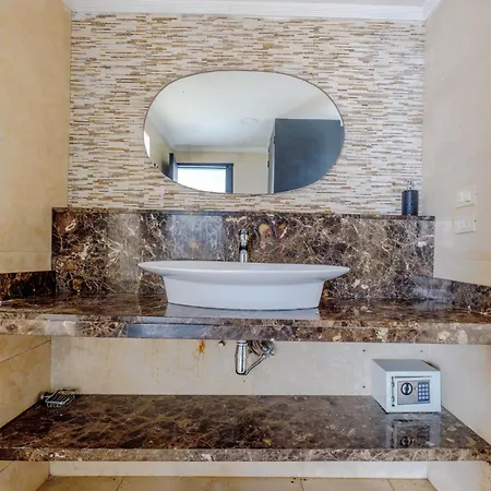 Oceanfront Sky Penthouse * Cartagena