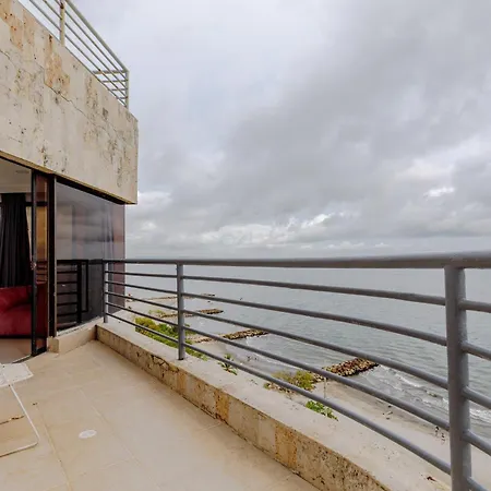 Oceanfront Sky Penthouse *