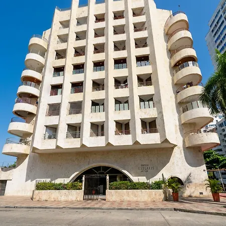 Oceanfront Sky Penthouse Apartamento *